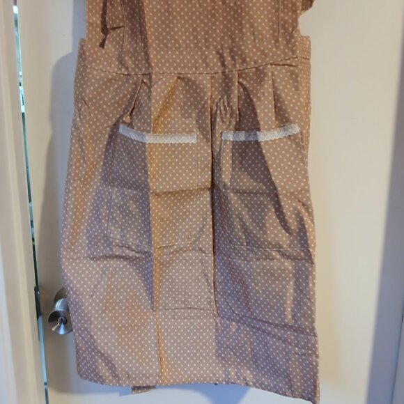 Women's Adjustable Polka Dot Apron Pockets Mocha One Size NWOT - Picture 4 of 6
